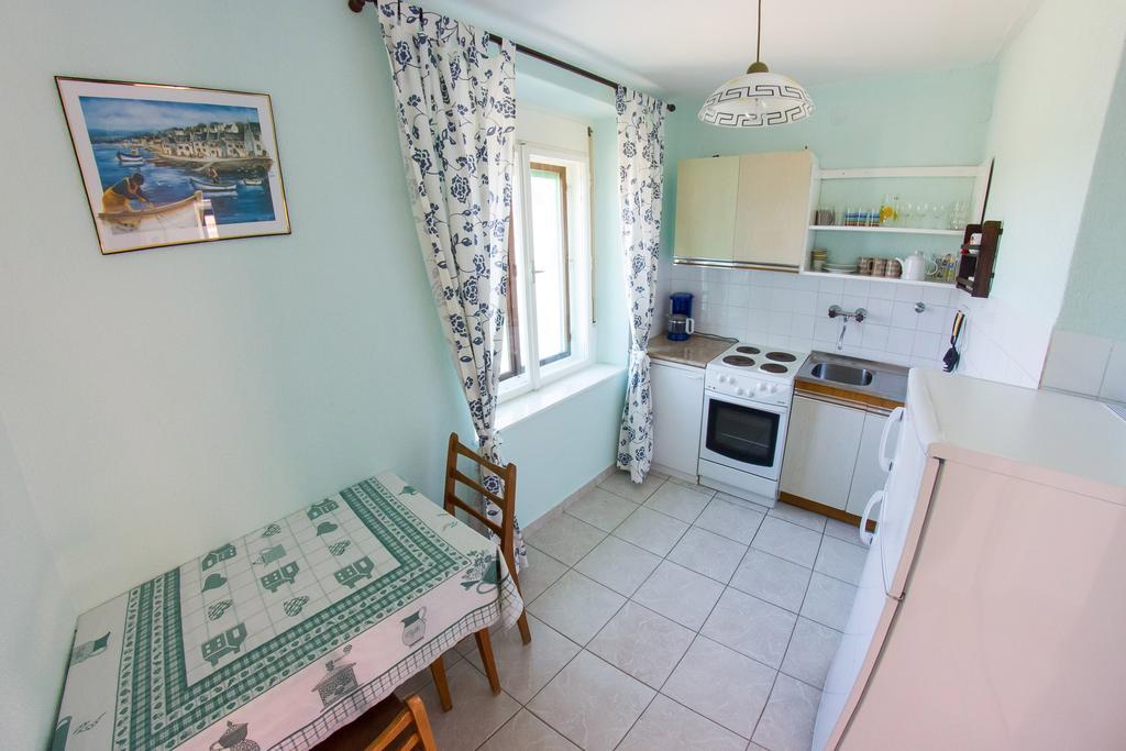 Apartments Stefanovski Paradiso Veli Losinj Room photo