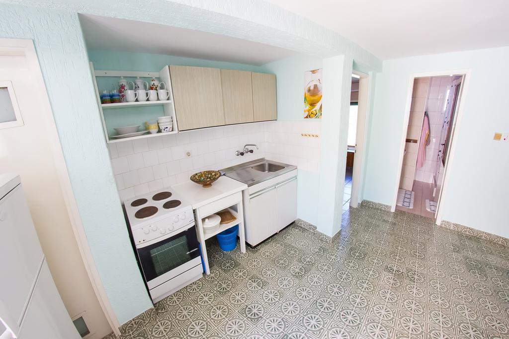 Apartments Stefanovski Paradiso Veli Losinj Room photo